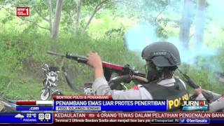Watch Penertiban Penambang Liar Ricuh, Polisi Tembakan Peluru Karet Video