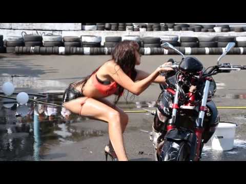 Watch Motorcycle accident - Motorcycle Fail - motor crash - bike accident - funny accident videos - Motorrad crash - funny video Video