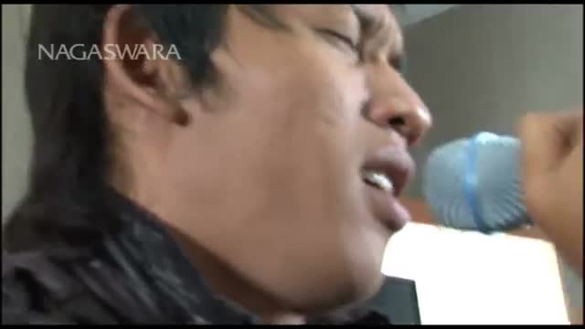 Watch Dadali - Berharap Aku Kembali (Official Music Video) Video