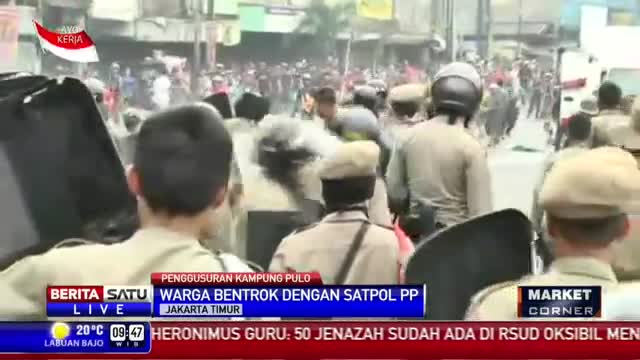 Watch Breaking News: Pembongkaran Bangunan di Kampung Pulo Berujung Rusuh Video