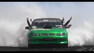 Watch PEEKIN BURNOUTS AT UBC 8 BALLARAT AIRPORT Video