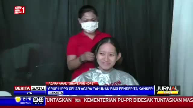 Watch Aksi Cukur Rambut untuk Dukung Anak Penderita Kanker Video