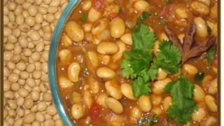 Watch How to Make Soya Bean Curry - Vegetarian Indian Food Recipes Video