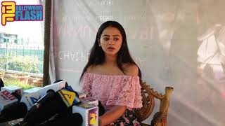 Watch Helly Shah Reaction On Akshay Kumar's PADMAN Video