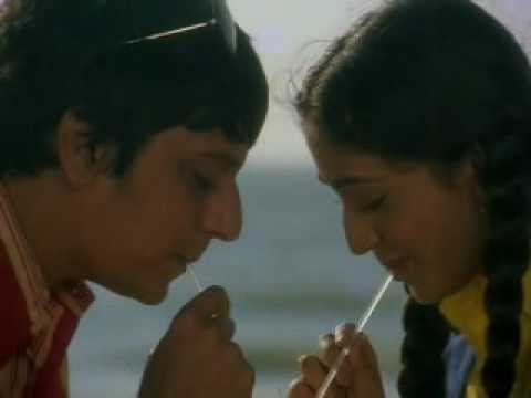 Watch Aanewala Pal Jaanewala Hai - Amol Palekar - Bindiya Goswami - Golmaal - Bollywood Evergreen Songs Superhit Song Video
