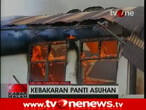 Watch Kebakaran Besar Landa Panti Asuhan di Medan 6 Januari 2015 Video