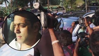 Watch CROWD Cheers For Salman Khan Outside Galaxy Apartment | Acquittal In Arms Act Case Video