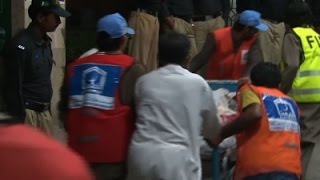 Watch Pakistan Mourns, Condemns Easter Sunday Bombings Video