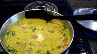 Watch How to Make Coconut Chicken Curry at Home Video