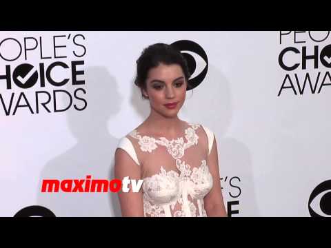 Watch Adelaide Kane People's Choice Awards 2014 - Red Carpet Arrivals Video