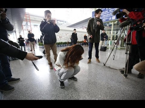 Watch Malaysia Airlines Jet Goes Missing With 239 on Board | Breaking News News Video Video