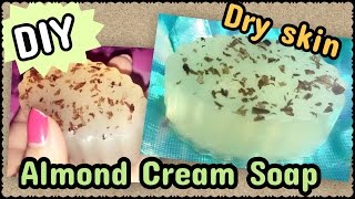 Watch DIY Homemade Almond soap for Dry Sensitive skin | à¤°à¥‚à¤–à¥€ à¤¸à¥‚à¤–à¥€ à¤¤à¥à¤µà¤šà¤¾ à¤•à¥‡ à¤²à¤¿à¤¯à¥‡ à¤˜à¤° à¤ªà¥‡ à¤¬à¤¨à¤¾à¤à¤ à¤¬à¤¾à¤¦à¤¾à¤® à¤¸à¤¾à¤¬à¥à¤¨ Video