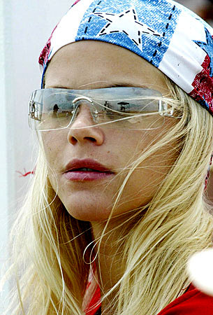 Free Download Elin nordegren red white and blue 329 Wallpaper HD FREE (Download 329 HD wallpaper FREE)