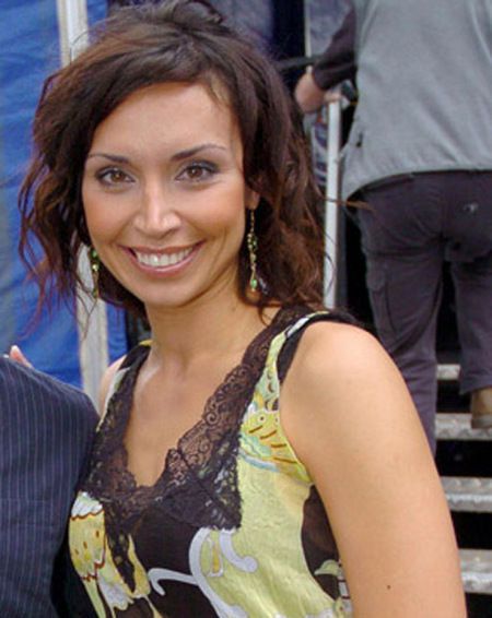 Free Download Christine Bleakley to Present the National Movie Awards 811 Wallpaper HD FREE (Download 811 HD wallpaper FREE)