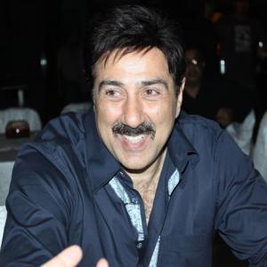 Free Download Sunny Deol mobile wallpapers 716 Wallpaper HD FREE (Download 716 HD wallpaper FREE)