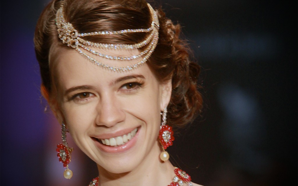 Download 10th Position - Kalki Koechlin - Top 10 Hot Bollywood Female Actresses of 2012 Wallpaper HD FREE