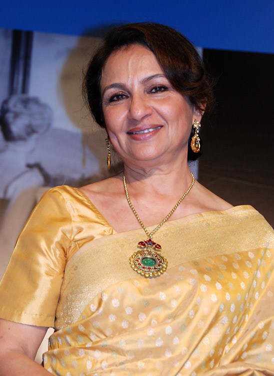 Free Download Actress Sharmila Tagore 243 Wallpaper HD FREE (Download 243 HD wallpaper FREE)