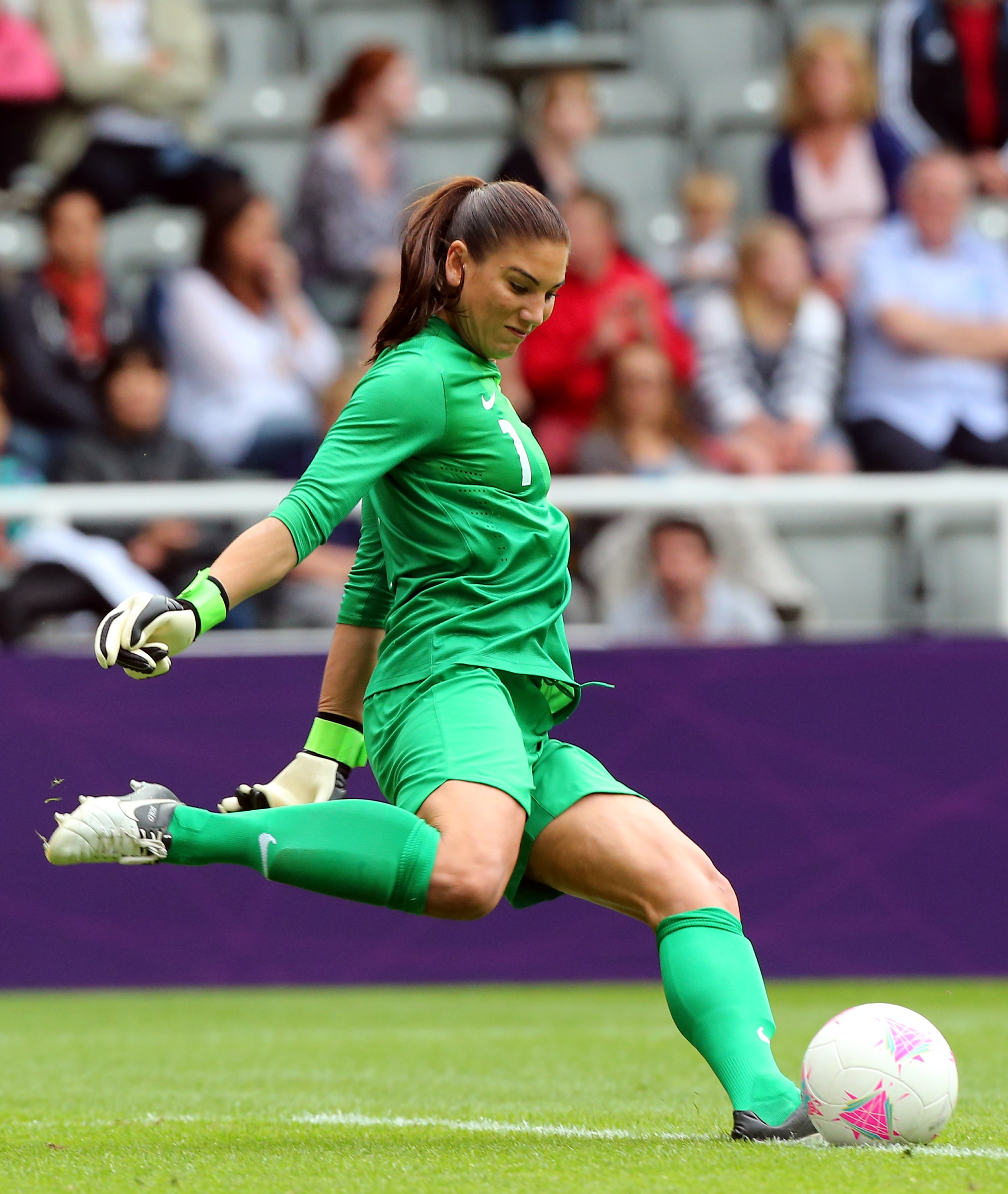 Free Download Hope Solo HD Wallpaper 1038 Wallpaper HD FREE (Download 1038 HD wallpaper FREE)