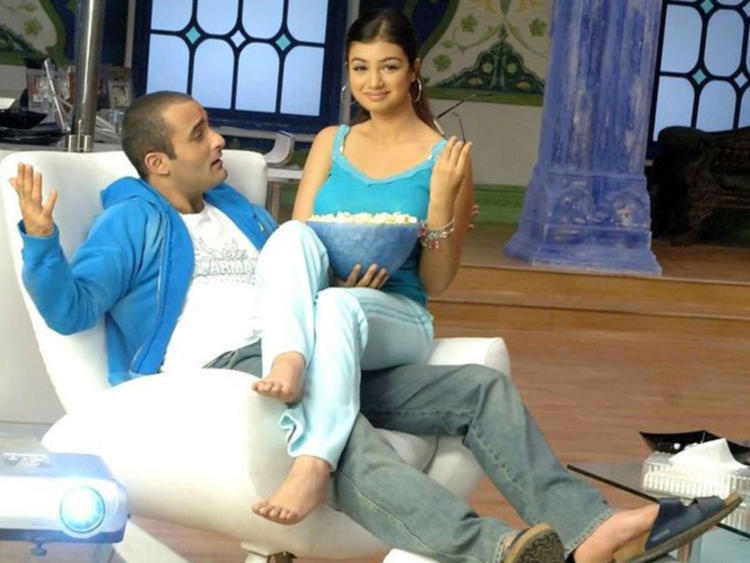 Free Download Akshay Khanna and Ayesha Takia Cute and Sexy Still  248 Wallpaper HD FREE (Download 248 HD wallpaper FREE)