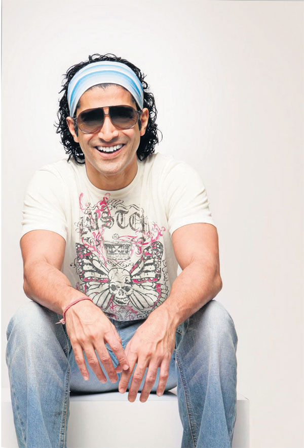Free Download Farhan Akhtar Best Photoshoot 1041 Wallpaper HD FREE (Download 1041 HD wallpaper FREE)