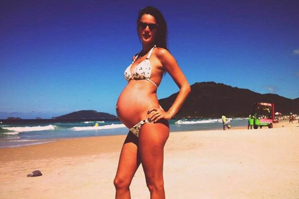 Free Download Victoria's Secret model Alessandra Ambrosia showed off her bump in a snap taken at the beach for her birthday 737 Wallpaper HD FREE (Download 737 HD wallpaper FREE)