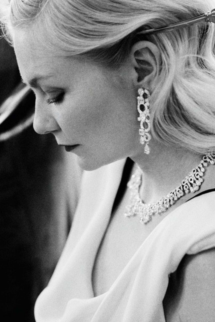 Download Sexy Kirsten Dunst Bulgari HD Wallpaper Wallpaper HD FREE