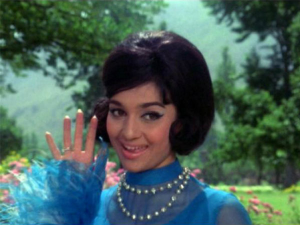 Free Download Actress Asha Parekh Cute pic 208 Wallpaper HD FREE (Download 208 HD wallpaper FREE)