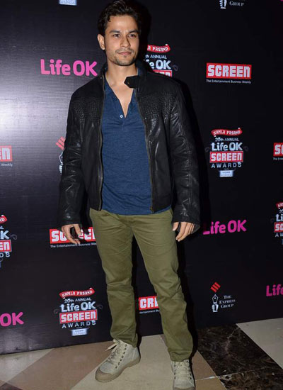 Free Download kunal khemu At The 20th Annual Screen Awards 2014 Nomination Bash 892 Wallpaper HD FREE (Download 892 HD wallpaper FREE)