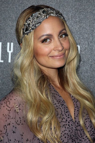 Free Download Love this embellished headpiece on Nicole Richie 1053 Wallpaper HD FREE (Download 1053 HD wallpaper FREE)