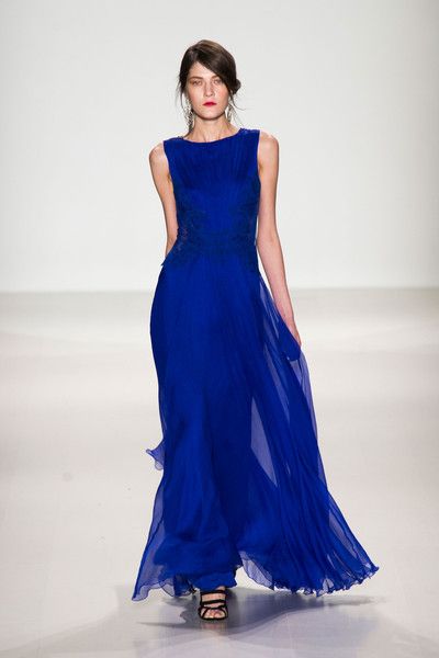 Download Best Runway Looks at New York Fashion Week Fall 2014 -Tadashi Shoji Wallpaper HD FREE