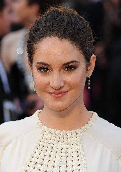 Free Download Shailene Woodley -84th annual Academy Awards 1003 Wallpaper HD FREE (Download 1003 HD wallpaper FREE)