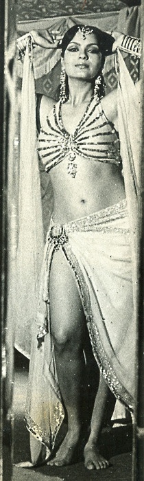 Free Download Zeenat Aman - She is also the first one who brought the term sexy to Bollywood movies. Best known for her role in Satyam Shivam Sundaram 1978. 1052 Wallpaper HD FREE (Download 1052 HD wallpaper FREE)