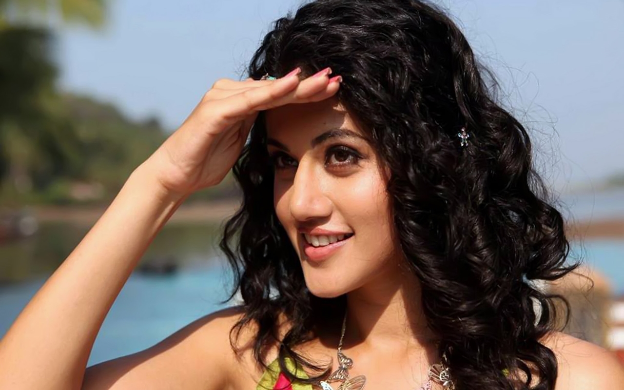 Free Download Movie Chashme Baddoor Hot Actress Taapsee Pannu HD Wallpaper Free Download 927 Wallpaper HD FREE (Download 927 HD wallpaper FREE)