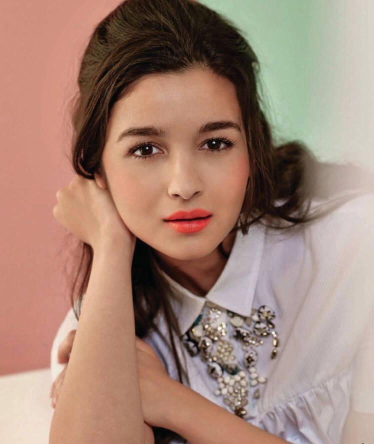 Free Download Alia Bhatt Elle India Magazine Photo Shoot 2014 Edition 219 Wallpaper HD FREE (Download 219 HD wallpaper FREE)