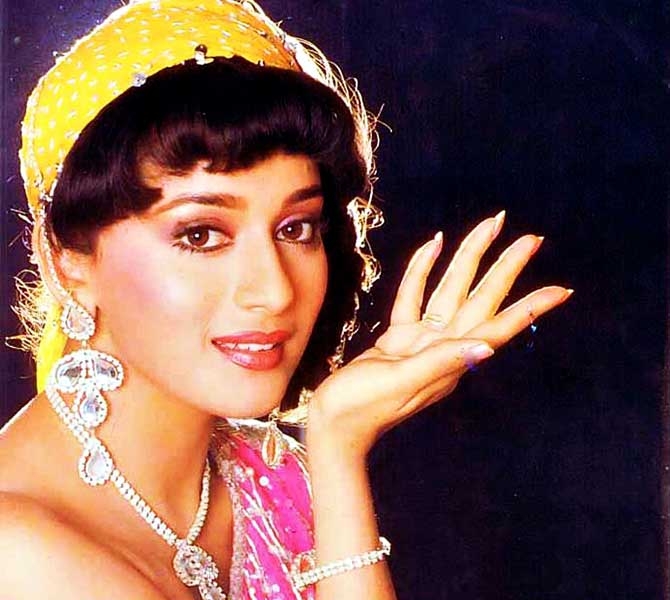 Free Download A very Dhak Dhak birthday to Madhuri Dixit! 892 Wallpaper HD FREE (Download 892 HD wallpaper FREE)