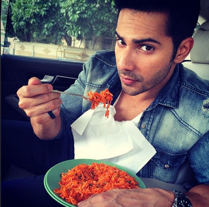 Download Varun Dhawan goes for some Chinese food!  Wallpaper HD FREE