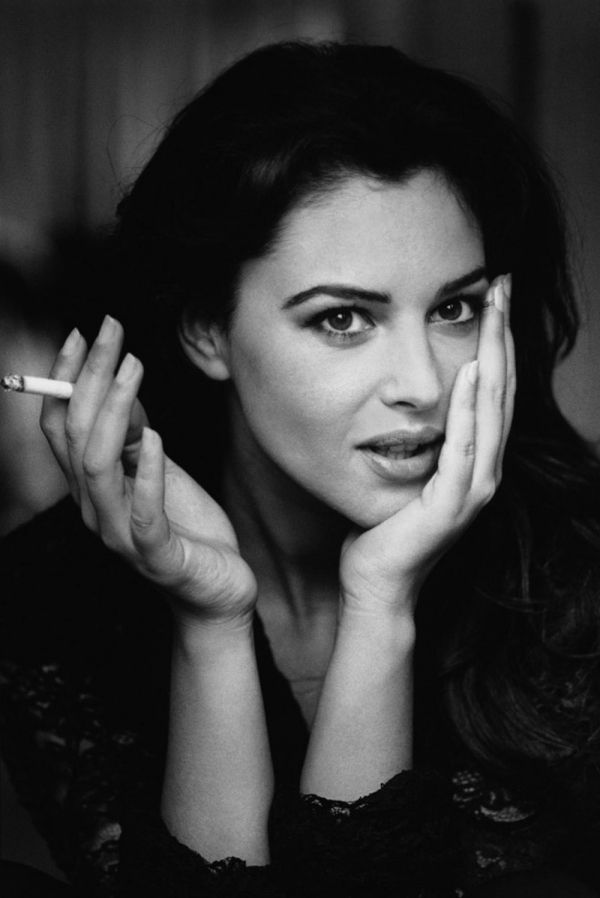 Free Download Monica Bellucci - this woman is not even fair 805 Wallpaper HD FREE (Download 805 HD wallpaper FREE)