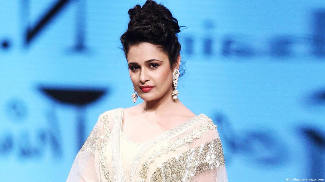 Free Download Yuvika Chaudhary White Dress Images 465 Wallpaper HD FREE (Download 465 HD wallpaper FREE)