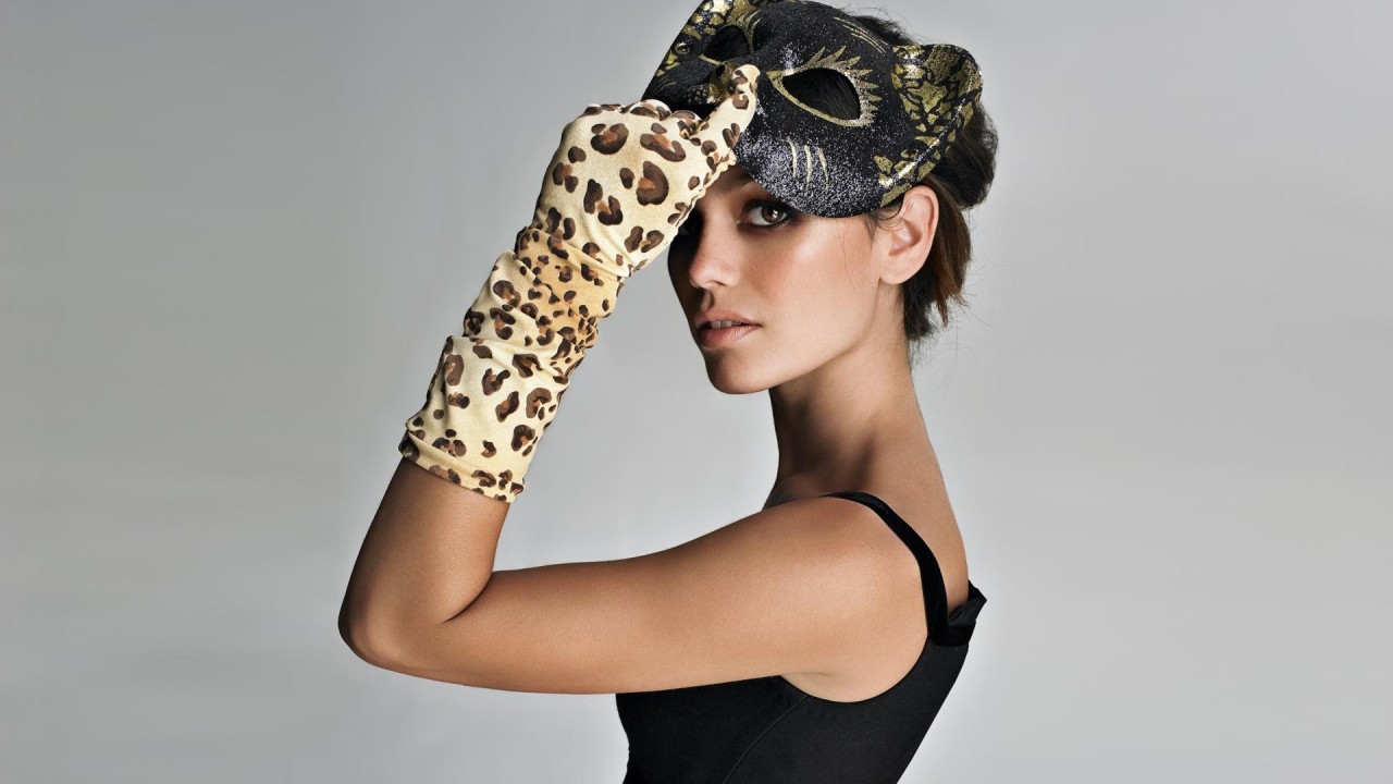 Free Download Rachel Bilson Mask On Head Side Photoshoot 238 Wallpaper HD FREE (Download 238 HD wallpaper FREE)