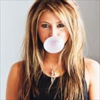 Free Download Holly Valance 220 Wallpaper HD FREE (Download 220 HD wallpaper FREE)